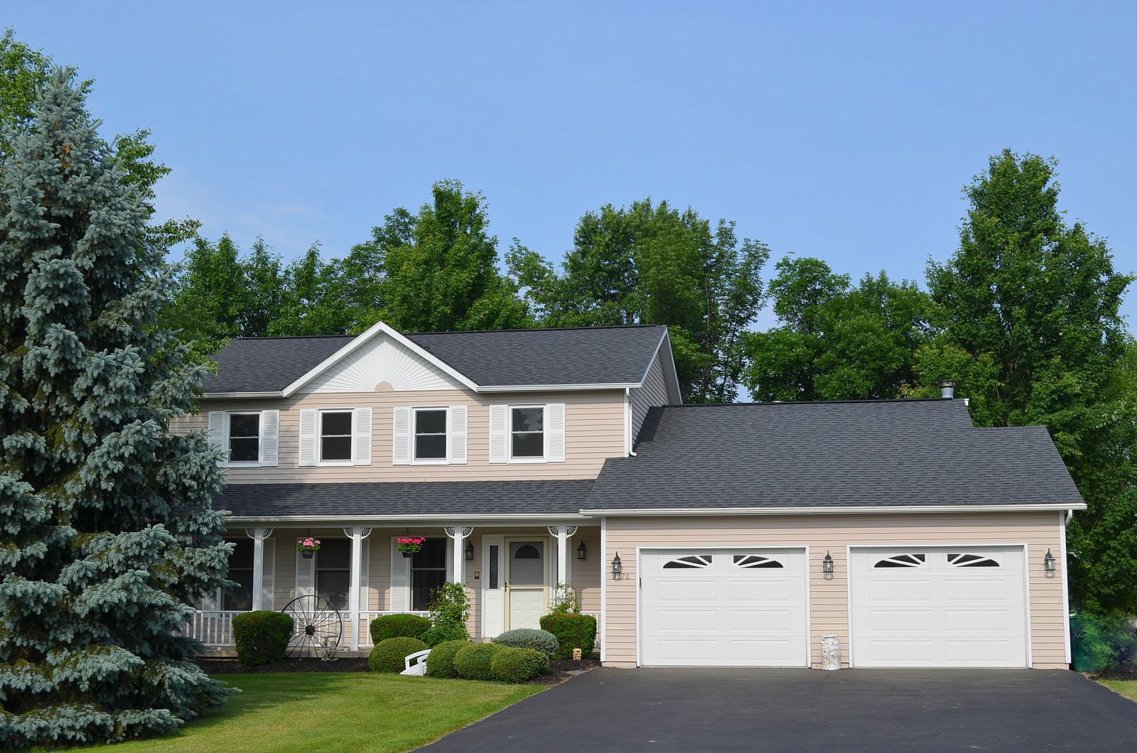 Abbots Landing Baldwinsville NY Homes 4 Bedroom with an InLaw Central NY Real Estate